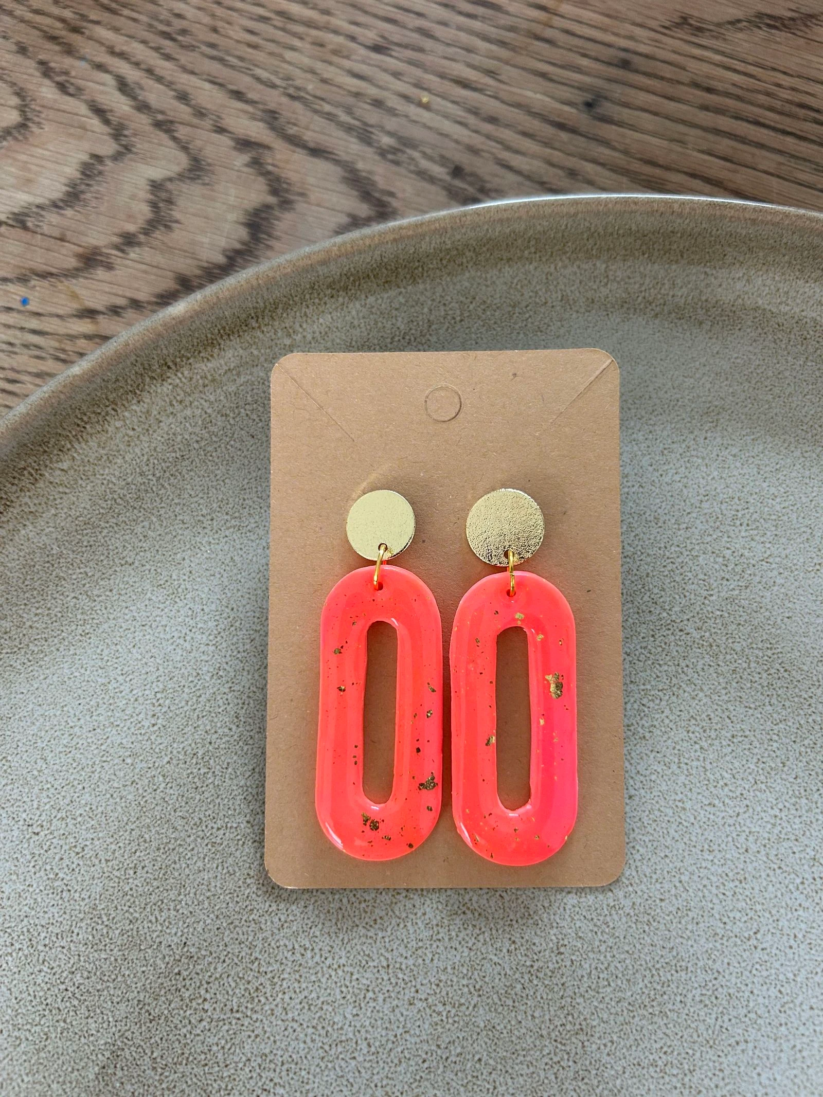 *nieuw* Neon oorbellen 